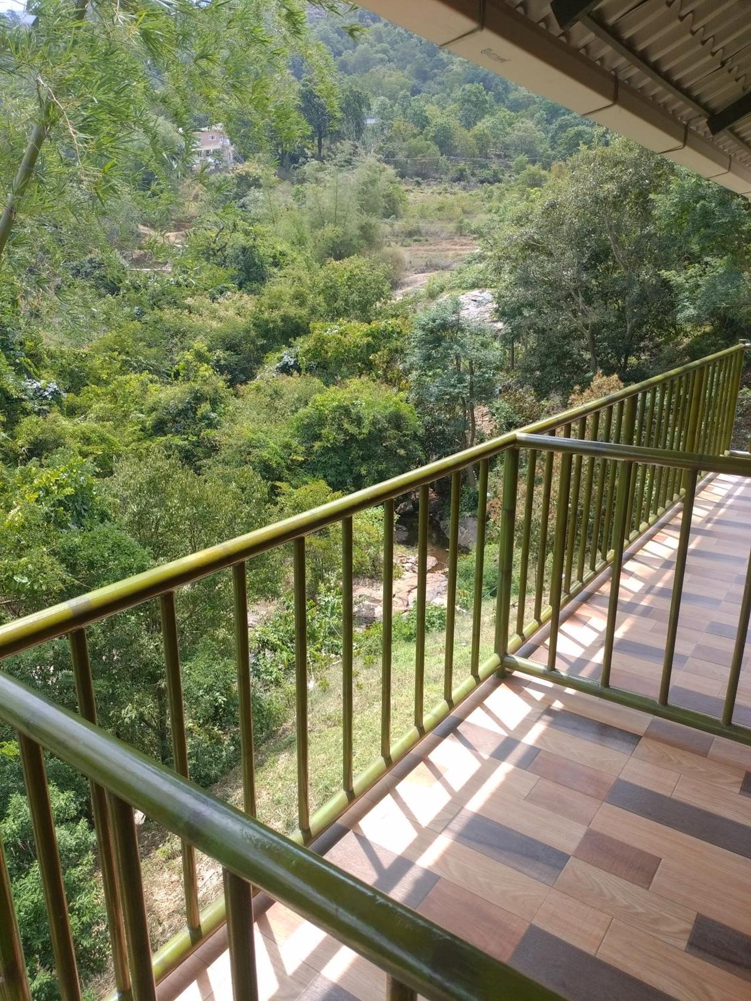 Don'S River Valley Jungle Resort Maraiyūr Exterior foto