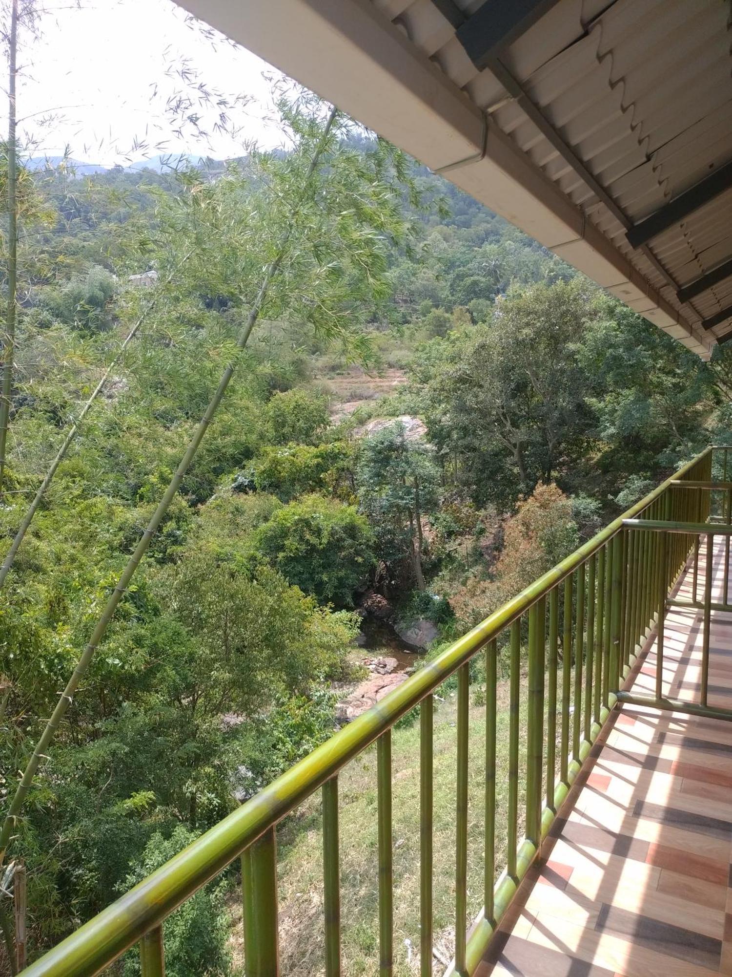 Don'S River Valley Jungle Resort Maraiyūr Exterior foto